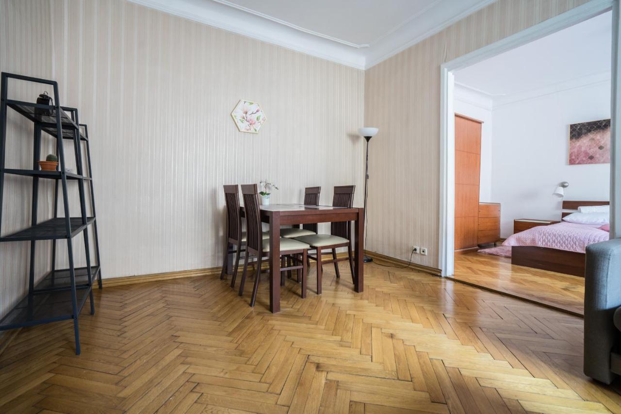 Apartament Elegant Royal Route Ii *